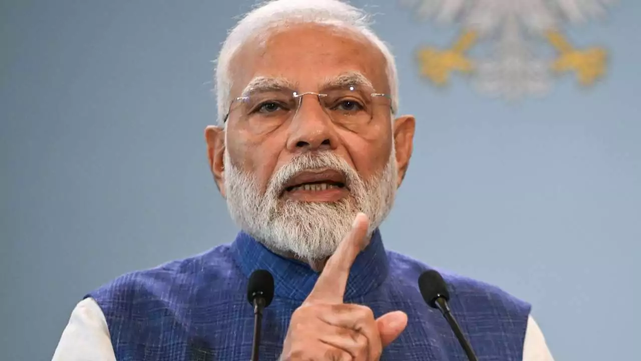 नेपाल में हिंसा पर PM मोदी की अपील: शांति और संवाद जरूरी