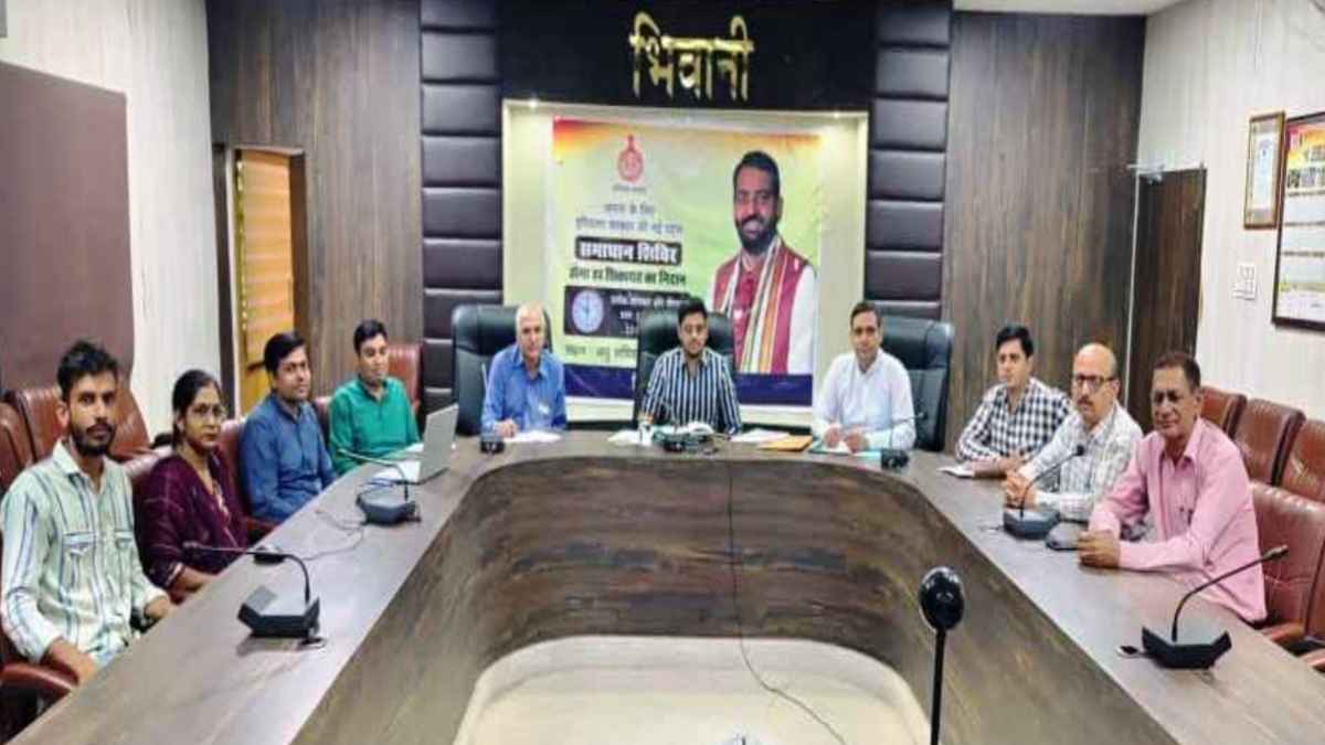 ठक में एडीसी का जोर, पात्र महिलाएं लाभ से वंचित न रहें